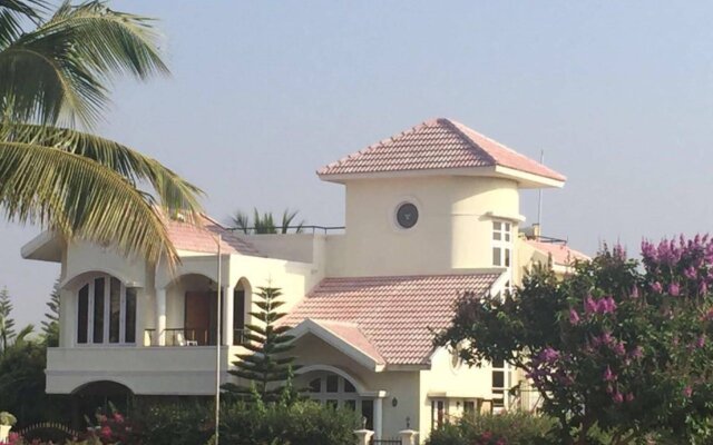 Menezes Luxury Service Villa