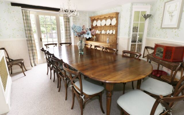 Freestone House