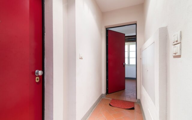 Della Scala Modern Apartment