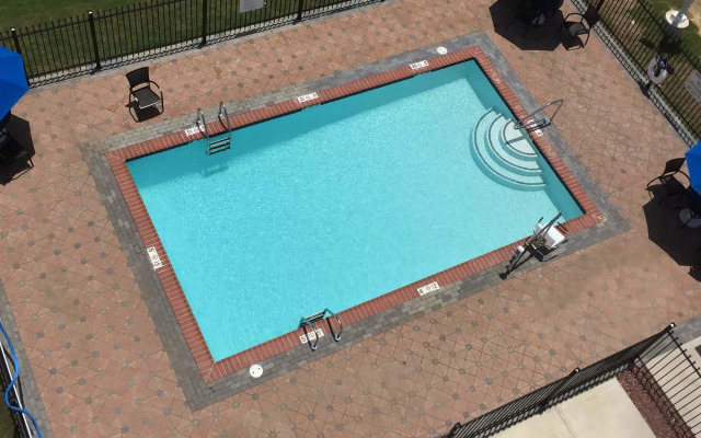 Holiday Inn Express Slidell by IHG