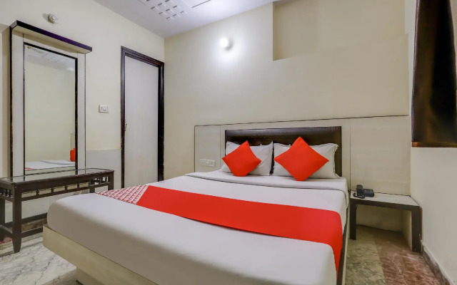 OYO 75804 Hotel J J International