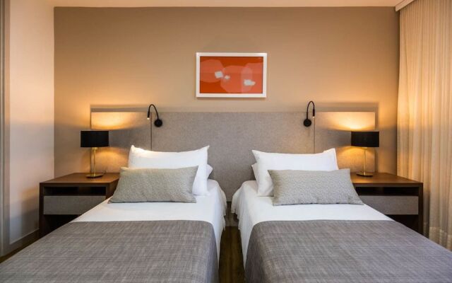 Orange Hotel
