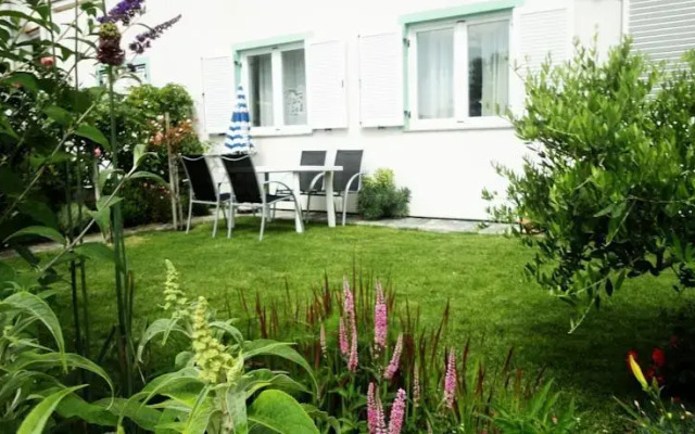 Apartment Magic Garden