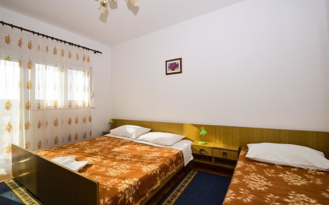 Apartments Komadina M71 / Two Bedrooms
