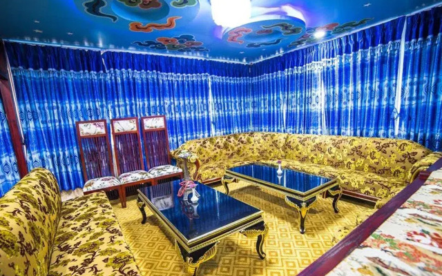 Hotel Kamalashi Palace