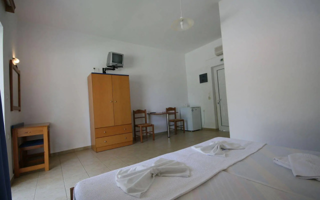 Mediterranean Hotel & Apartments