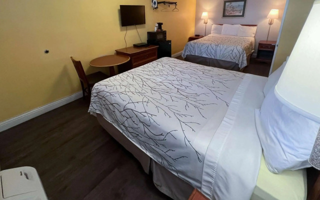 Van Ness Inn