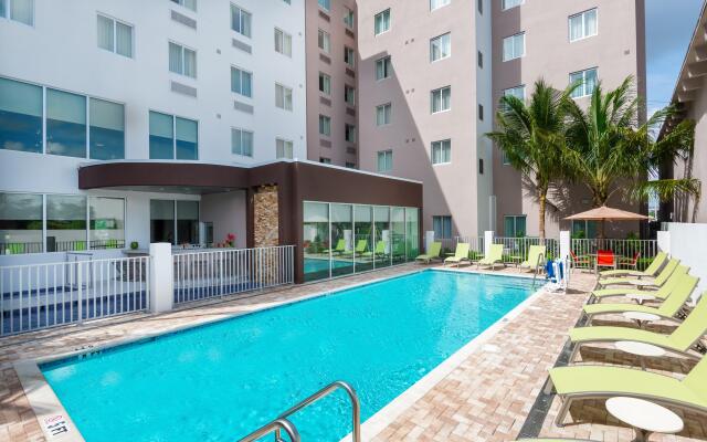 Staybridge Suites Miami International Airport, an IHG Hotel