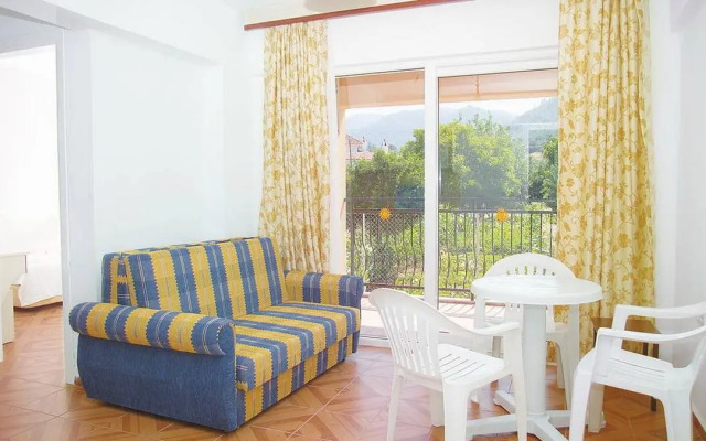 Club Sun Village Apartments