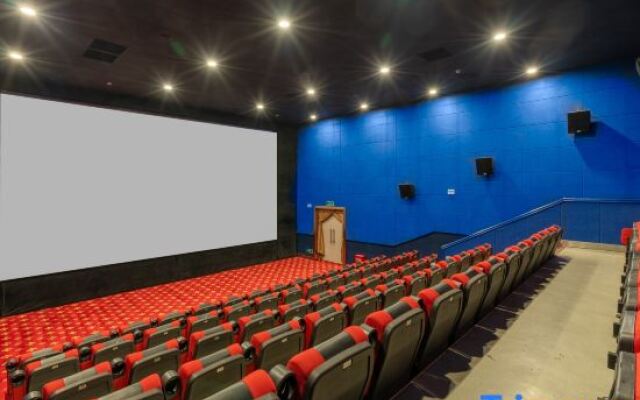 Qujing Longju Hotel (Zhanyi Passenger Terminal Branch)