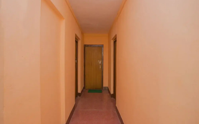 OYO 259 Hotel White and Peace