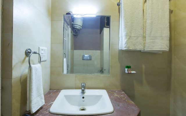 OYO 8307 Hotel Garden View