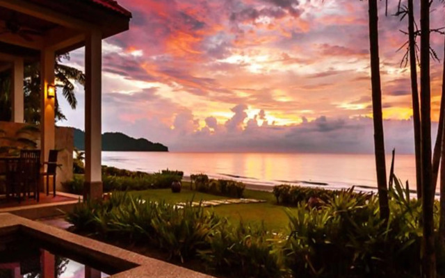 Borneo Beach Villa & Suite