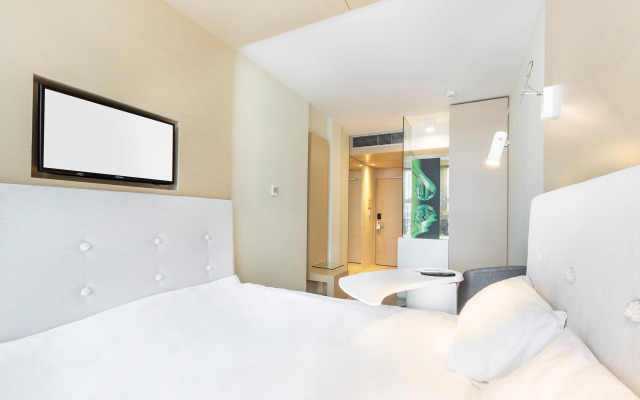 Sound Garden Hotel Airport