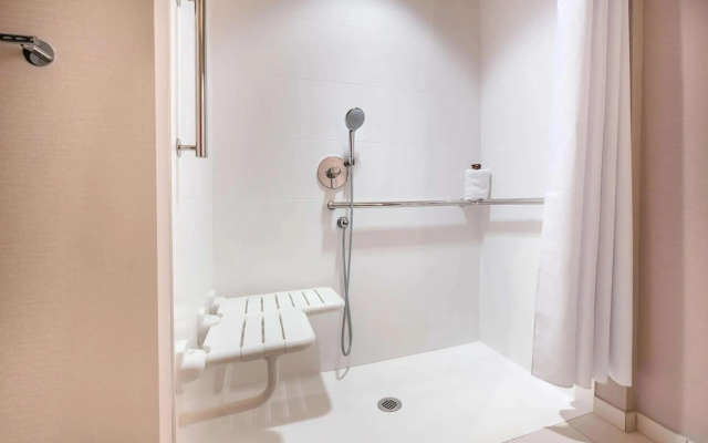 Hampton Inn San Jose Cherry Ave