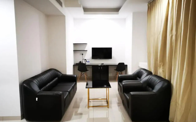 Parkside Plaza Hotel - Muscat