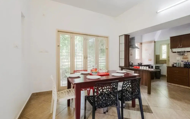 Hotel Twilight Bay By OYO Rooms