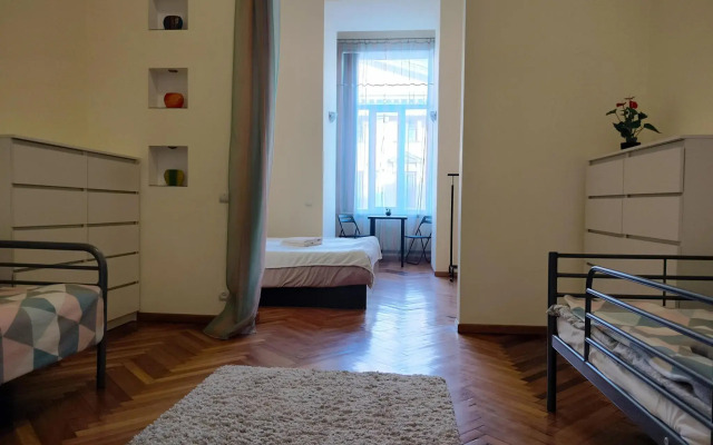 Апартаменты на улице Садовая