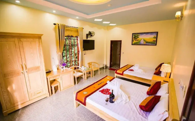 Dong Den Hotel