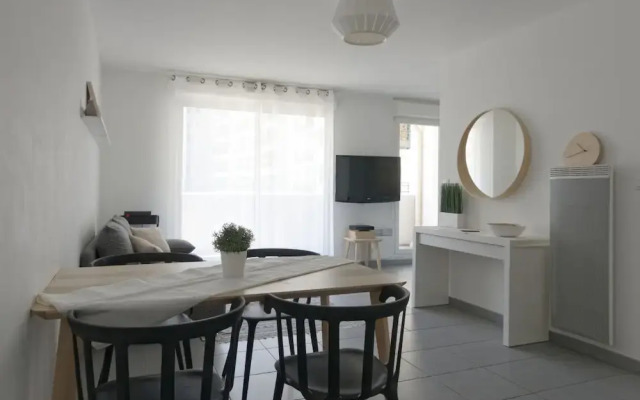 L'escale du Prado Private Apartment