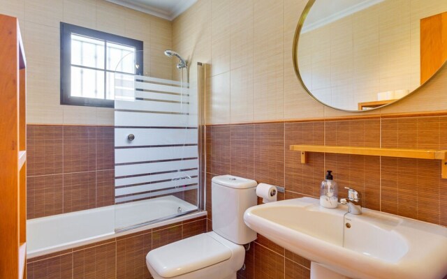 Huge Holiday Home in Torrevieja With Swimming Pool