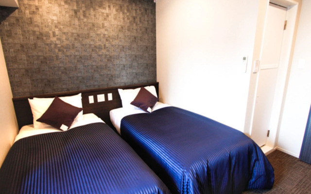 Hotel LiVEMAX Osaka Honmachi