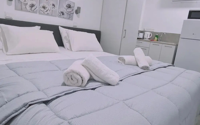 100 AN - Napa Living 20