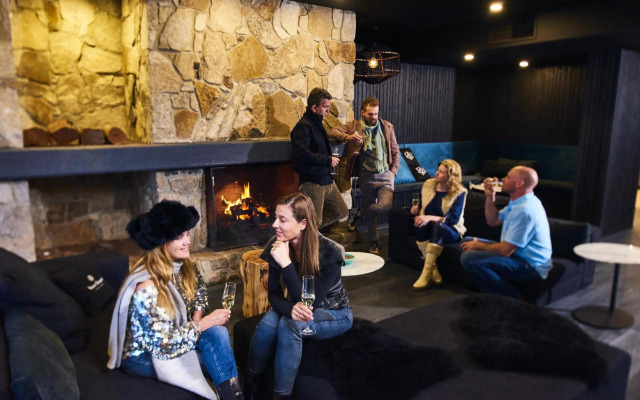 Mt Buller Chalet Hotel & Suites