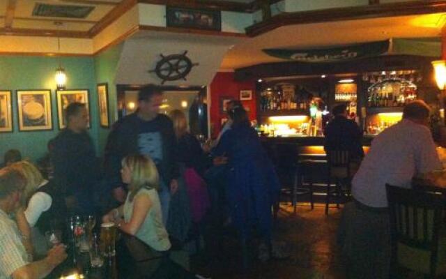 Galway Arms Inn