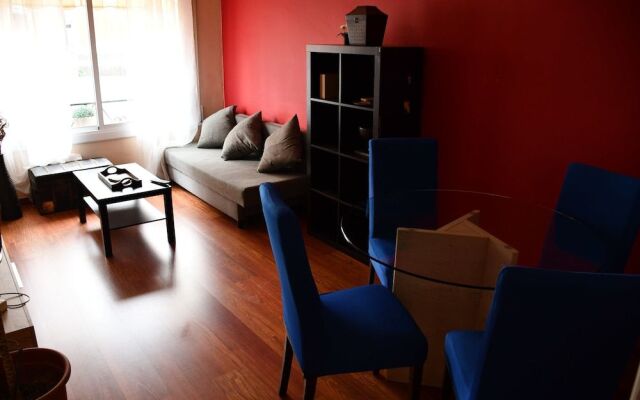 Three Bedroom Apartment in Sants