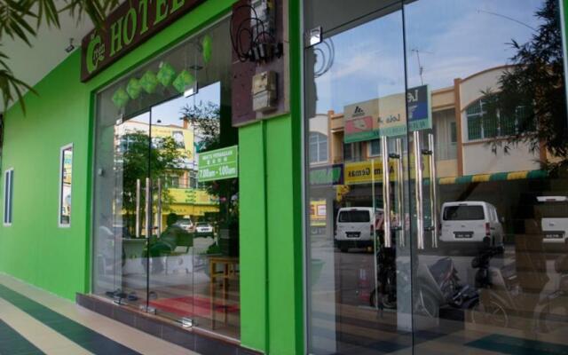 Green Hotel