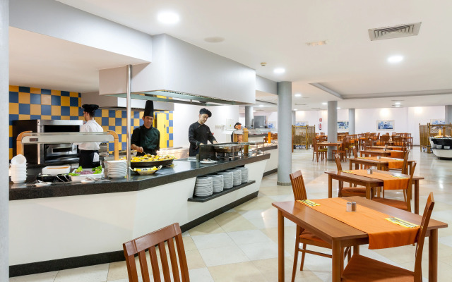 Hotel Chatur Costa Caleta