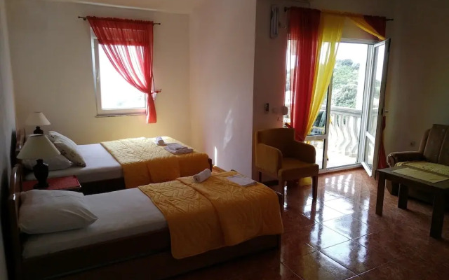 Majero Apartments