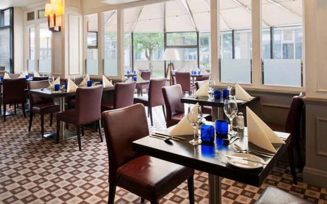 Holiday Inn Doncaster A1 M Jct 36 by IHG