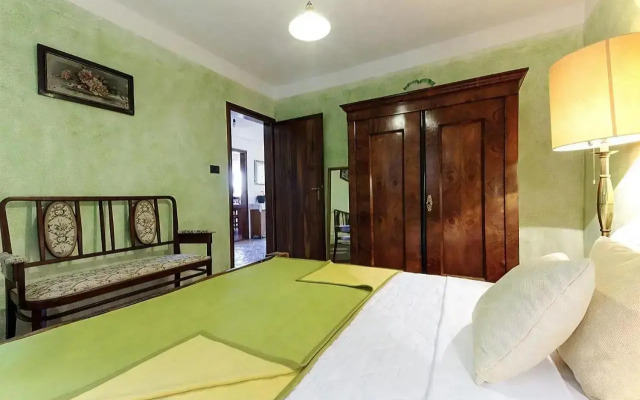 Mirabilis House