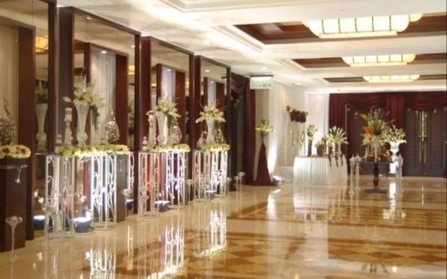 Nanjing Greenland Yuhao Hot Spring Hotel