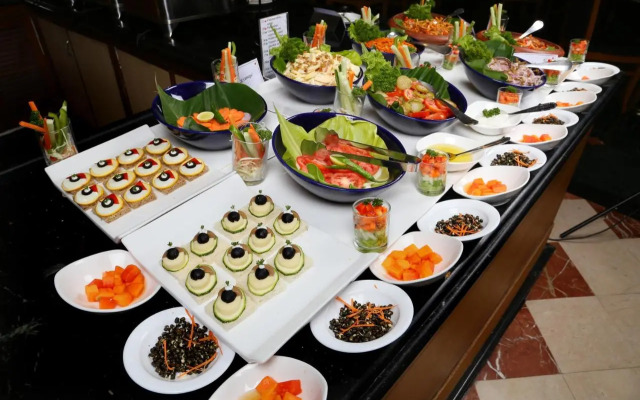 Gokulam Park Hotel And Convention Centre