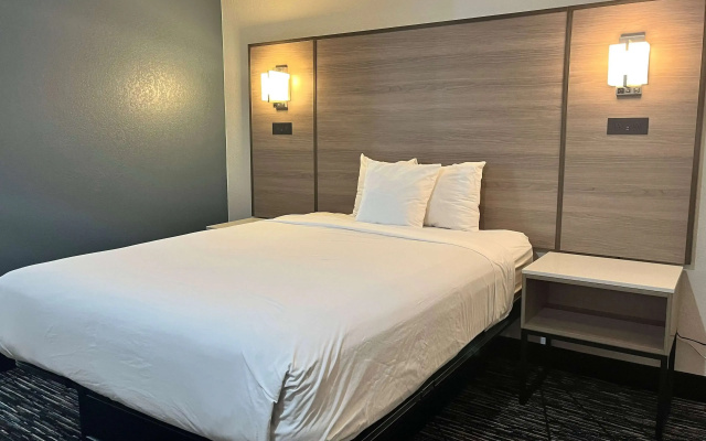 Baymont by Wyndham Indianapolis Northeast
