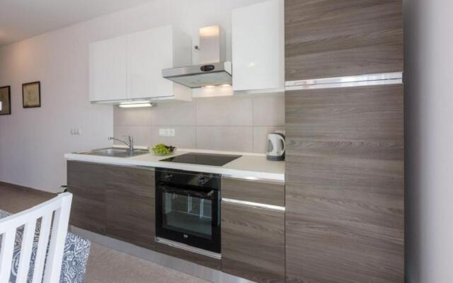 Apartment Anton RI 31 pax