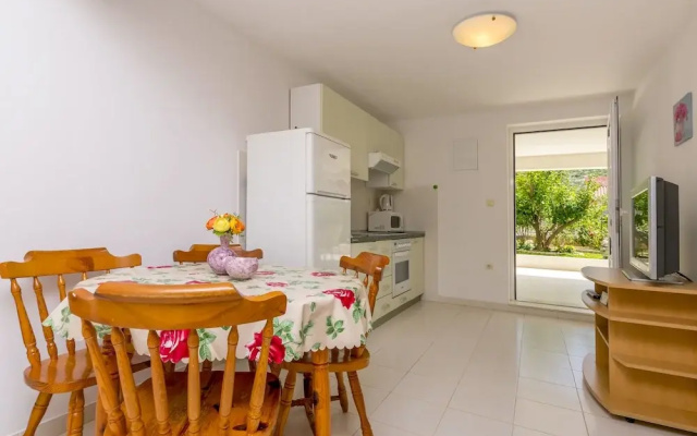 Apartment Bakovic