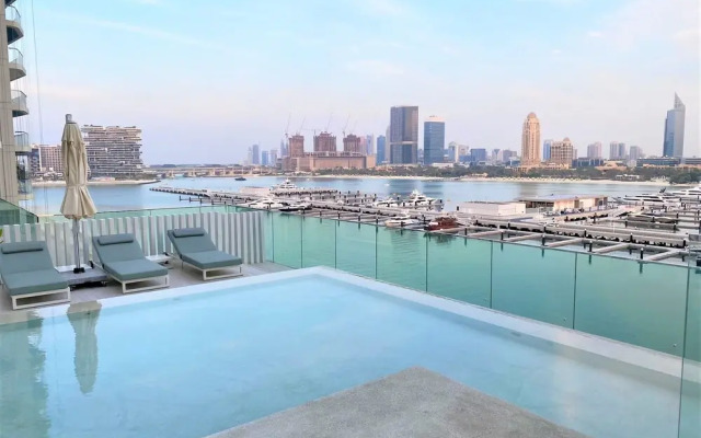 Luxury Seaview With Balcony Sunrisebay Marina