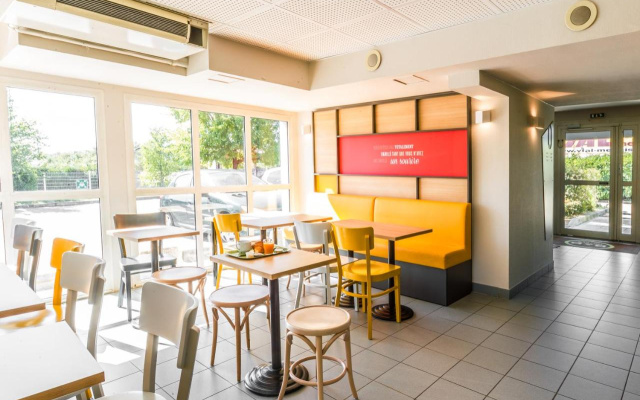 B&B HOTEL Troyes Barberey