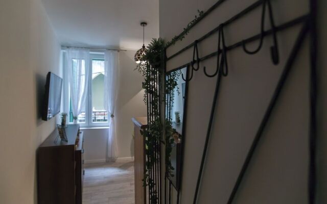 Julije Rooms