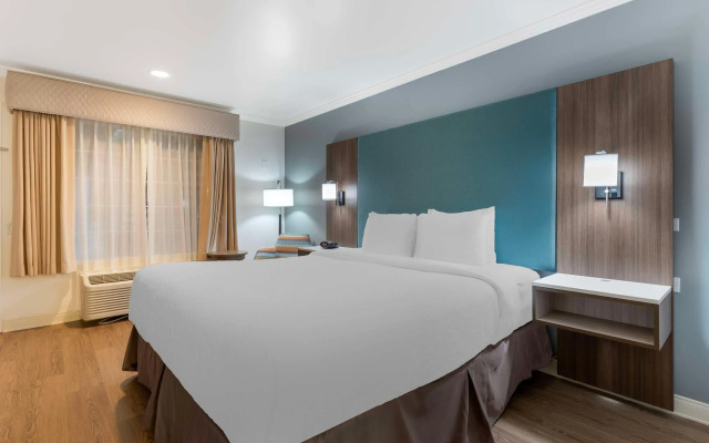 Best Western Plus Riviera