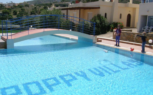 Poppy Villas
