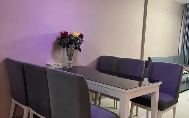 Supertramp House - Gold View Apartment