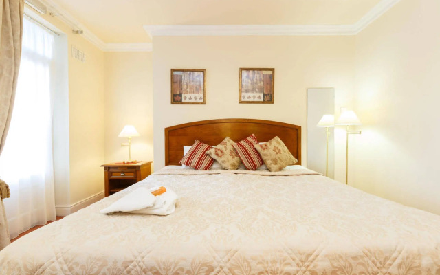 Lismar Guest House