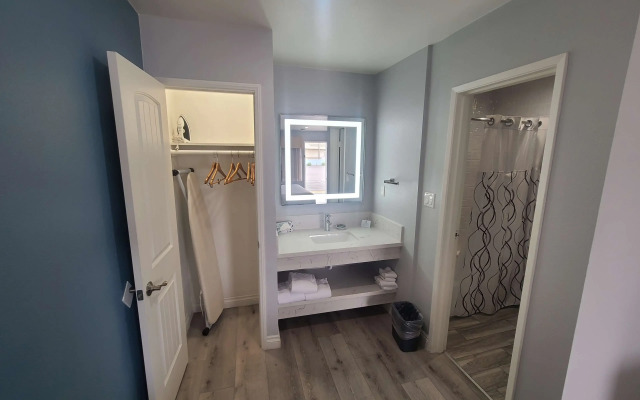 Best Western Orange Plaza