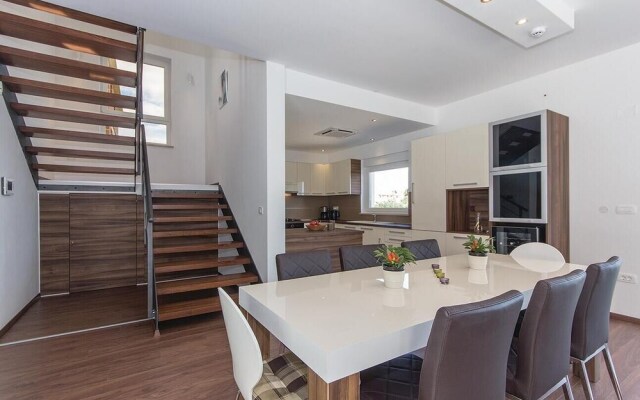 Nice Home in Pula With Wifi and 4 Bedrooms