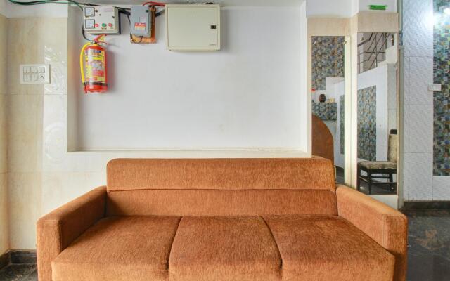 OYO Flagship 8645 Syeds Inn